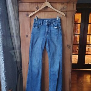Old Navy Women's Flare Jeans in Blue